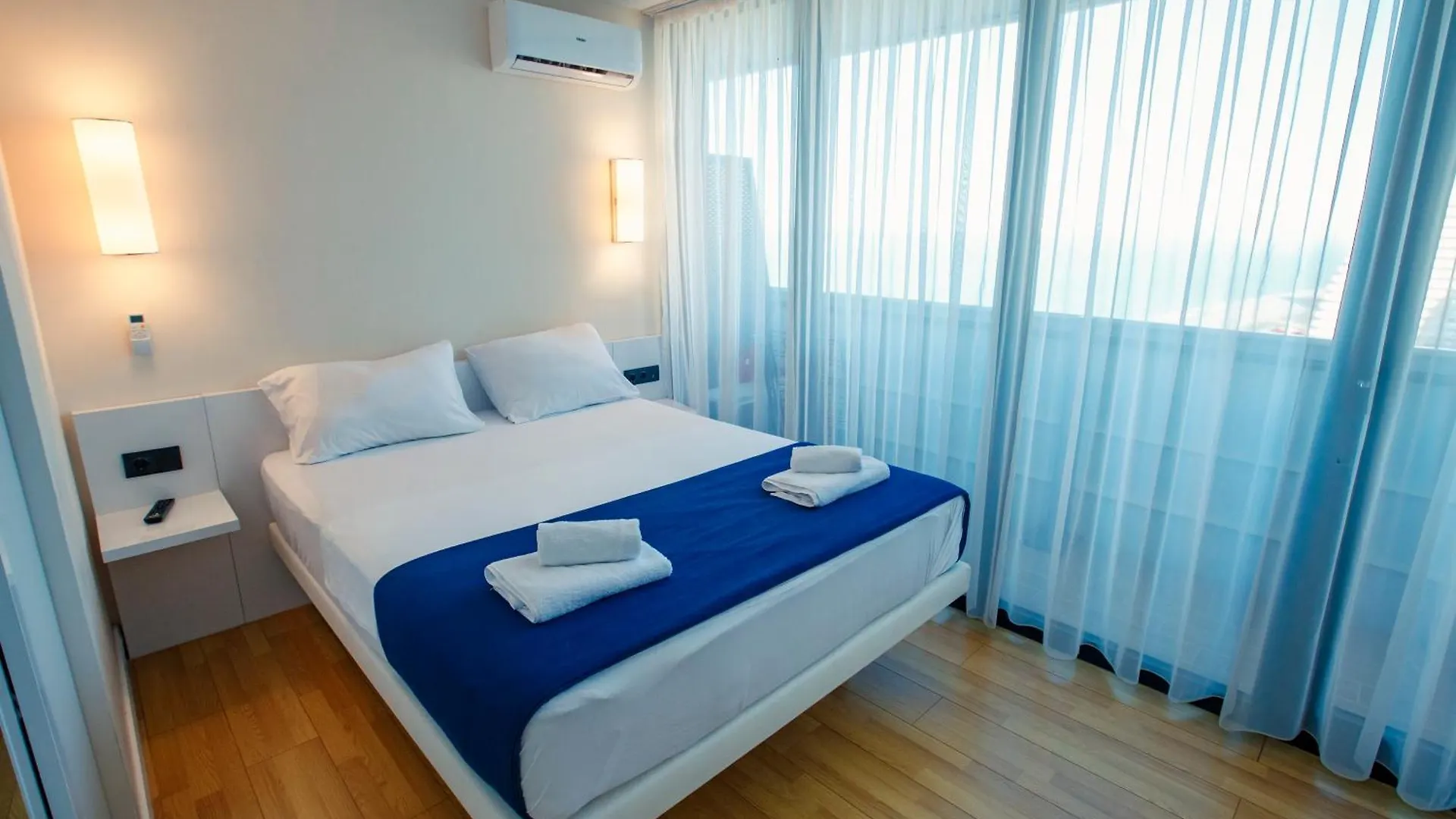 Orbi City Golden Pearl Hotel Batumi 0*,  Geórgia